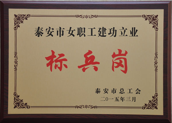c(din)鿴ԔϢ<br>}     xΔ1322